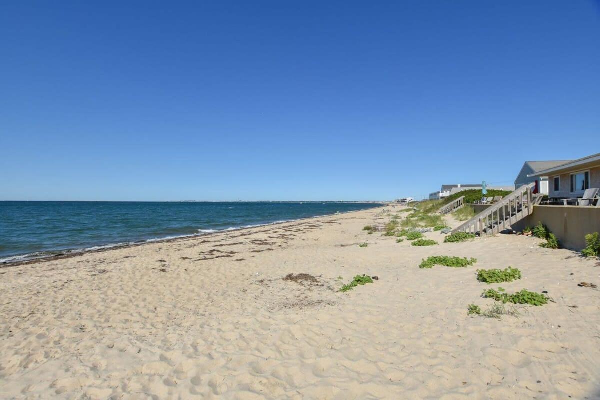 12216 - Beautiful Views Of Cape Cod Bay Access To Private Beach Easy Access To P-Town Truro Eksteriør billede